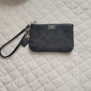 Coach Signature Black Wristlet